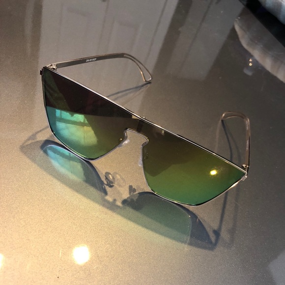 Sunglasses - Picture 1 of 2